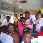 bus_with_school_teachers_and_children